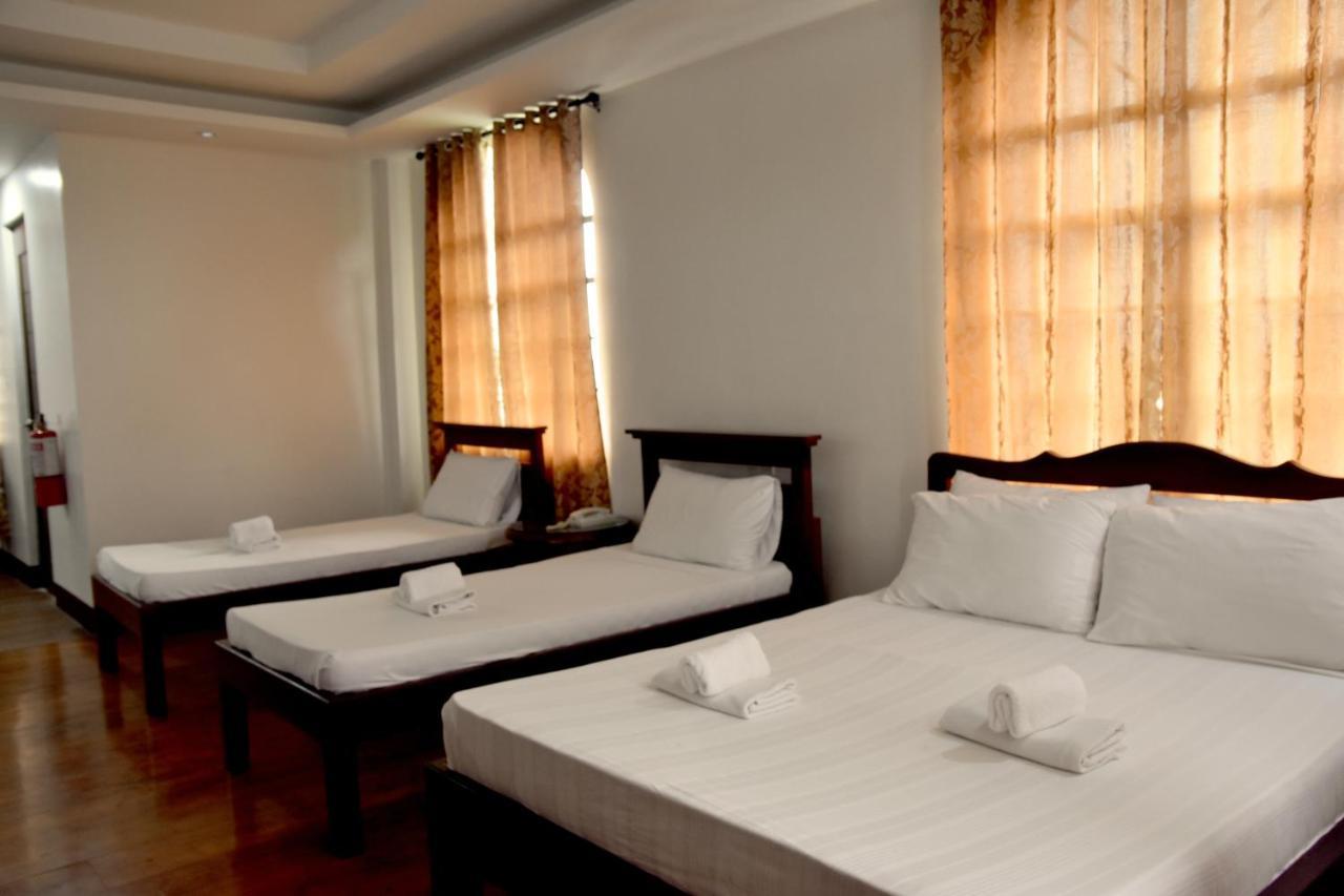 Mamburao Isla De Oro Hotel מראה חיצוני תמונה