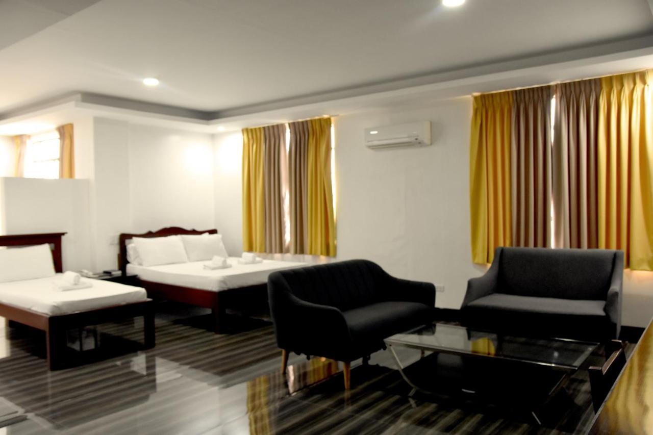 Mamburao Isla De Oro Hotel מראה חיצוני תמונה
