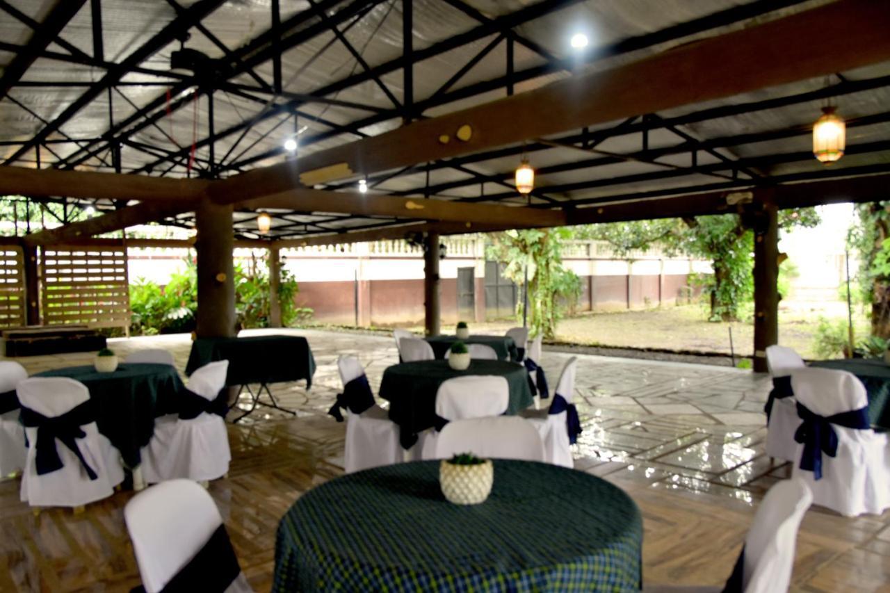 Mamburao Isla De Oro Hotel מראה חיצוני תמונה