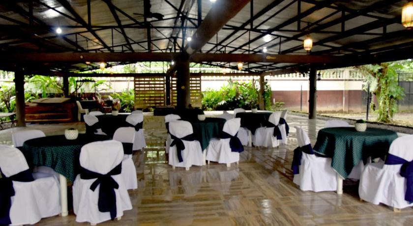 Mamburao Isla De Oro Hotel מראה חיצוני תמונה